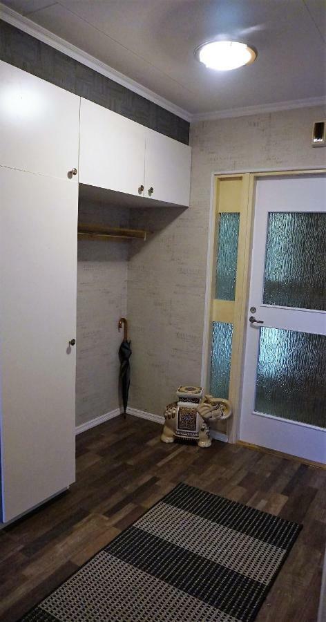 4 Bedrooms Near Center - Kranni Pori Exterior photo