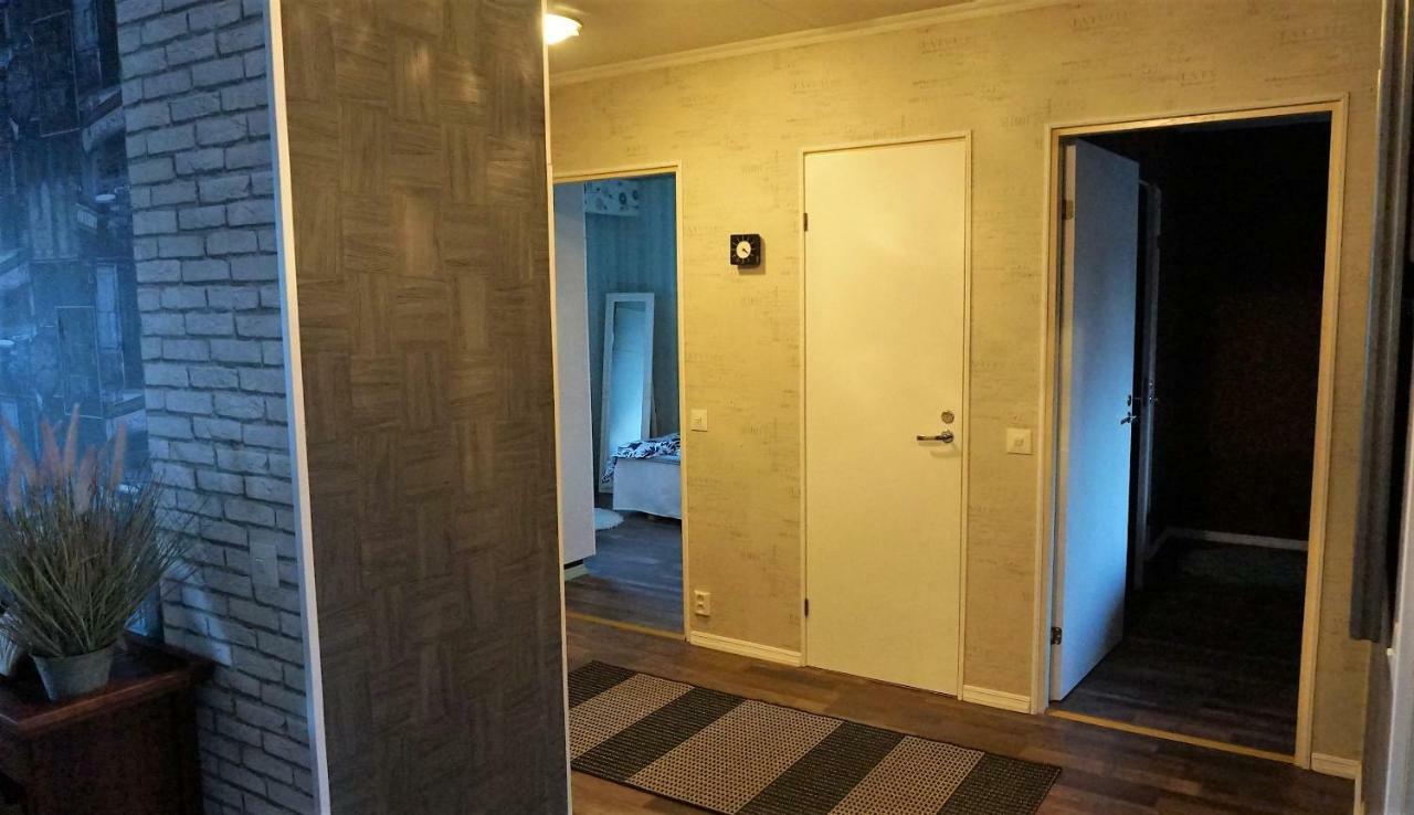 4 Bedrooms Near Center - Kranni Pori Exterior photo