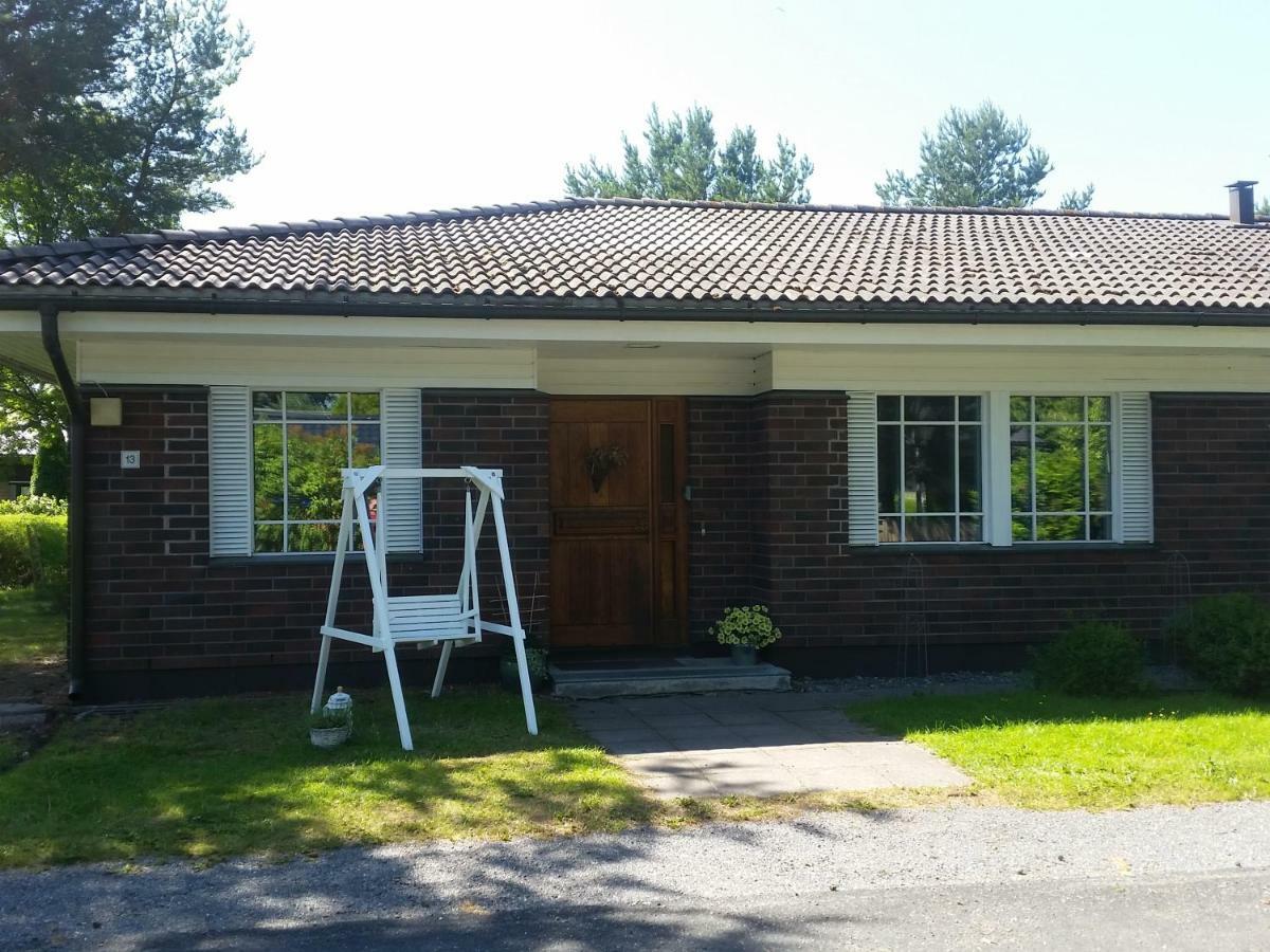 4 Bedrooms Near Center - Kranni Pori Exterior photo